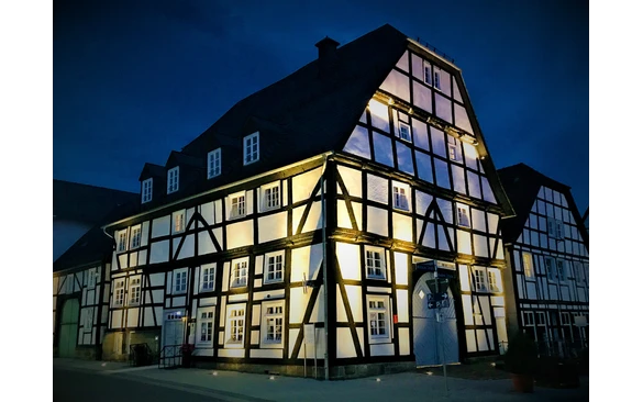 Haus Buuck-blaue Stunde Foto Copyright Monika Nolte.JPG