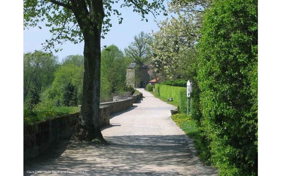 Stadtmauer mit Hexenturm