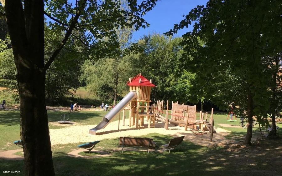 Abenteuerspielplatz im Bibertal