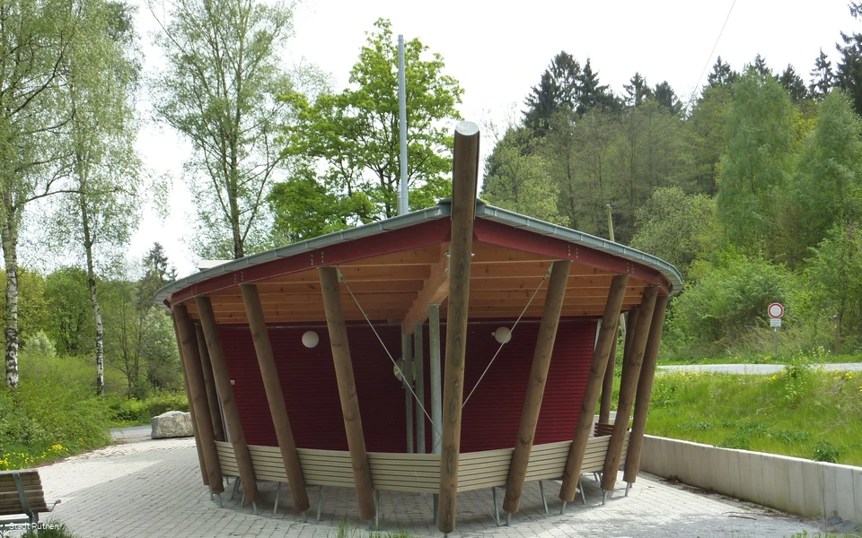 Waldschiff im Naherholungsgebiet Bibertal  Foto Stadt Rüthen.JPG